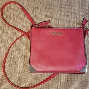 Kenneth Cole Reaction Crossbody Red Bag